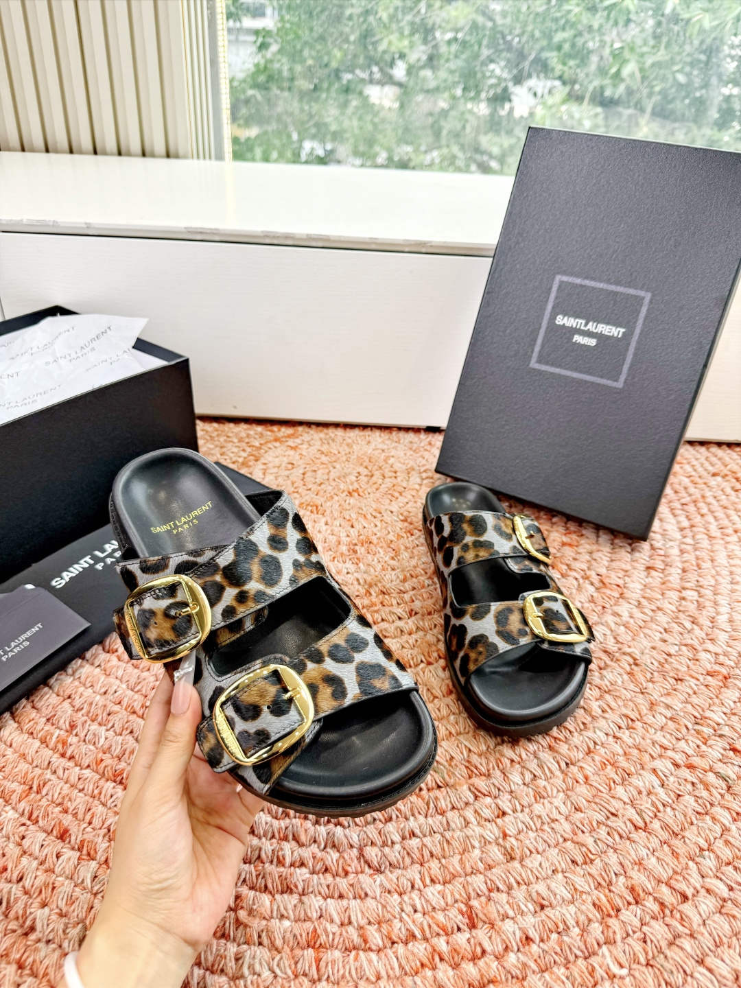 🌾G187Saint Lauren*YSL圣罗兰25ss新品YSL小logo沙滩拖鞋一定要收了它 有一丢
