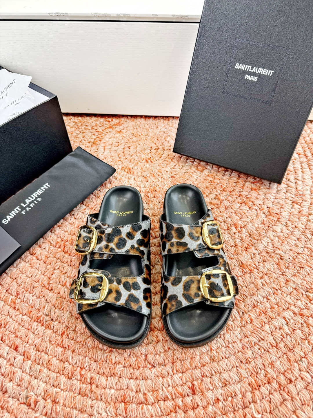 🌾G187Saint Lauren*YSL圣罗兰25ss新品YSL小logo沙滩拖鞋一定要收了它 有一丢