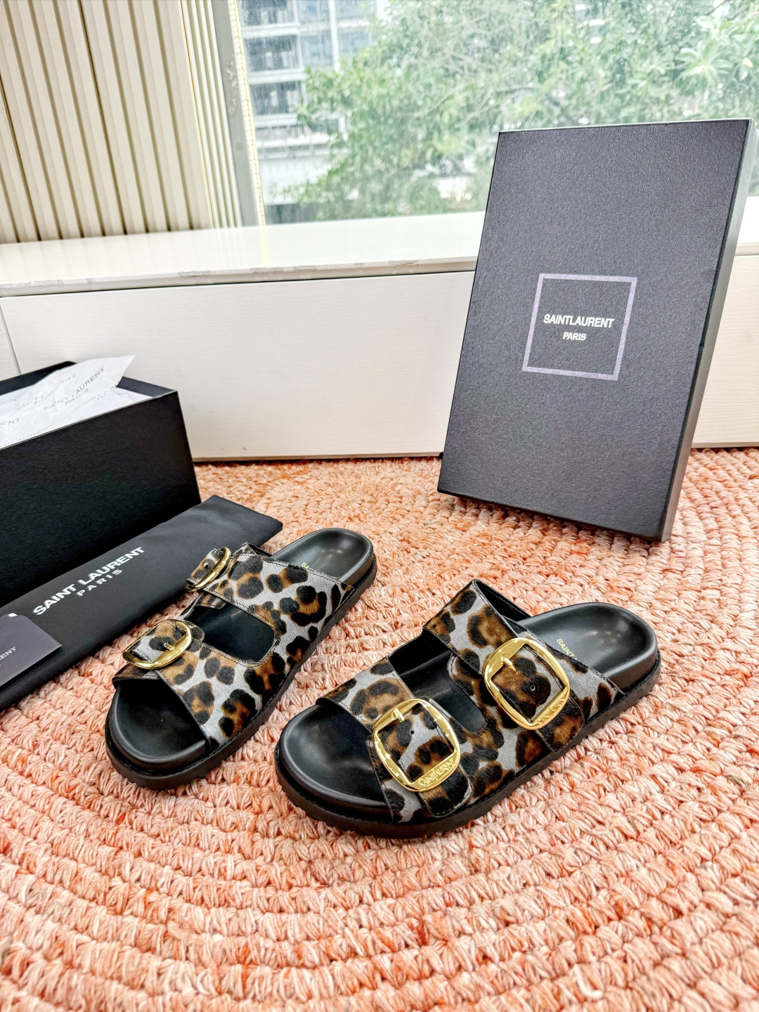 🌾G187Saint Lauren*YSL圣罗兰25ss新品YSL小logo沙滩拖鞋一定要收了它 有一丢
