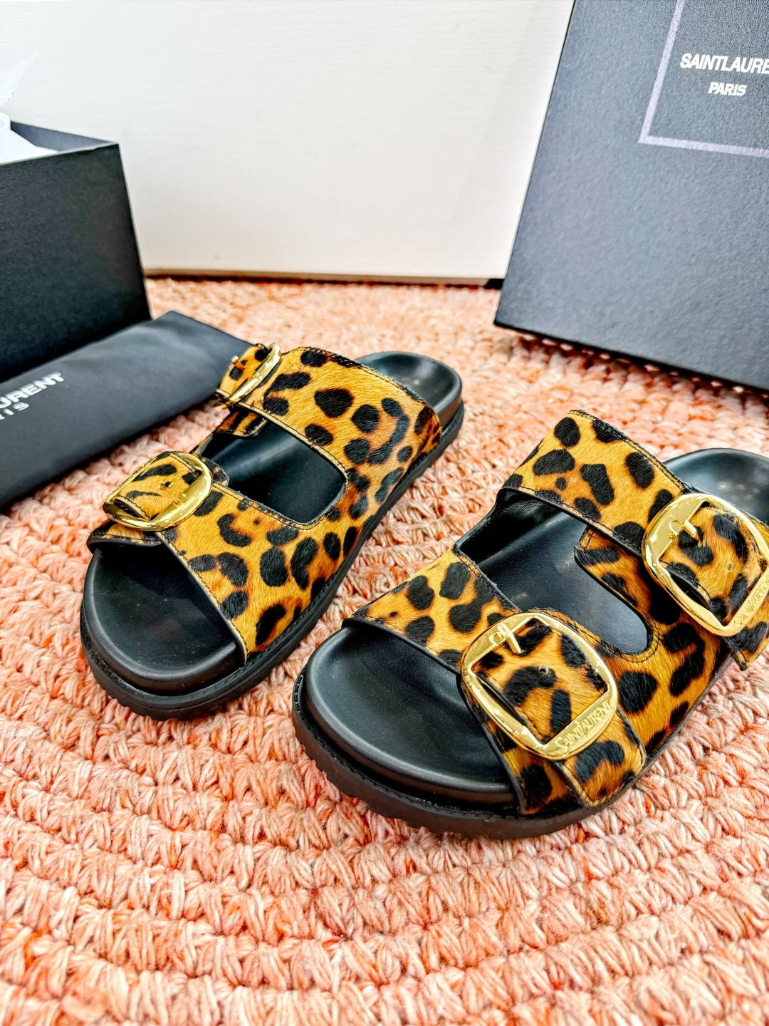 🌾G187Saint Lauren*YSL圣罗兰25ss新品YSL小logo沙滩拖鞋一定要收了它 有一丢