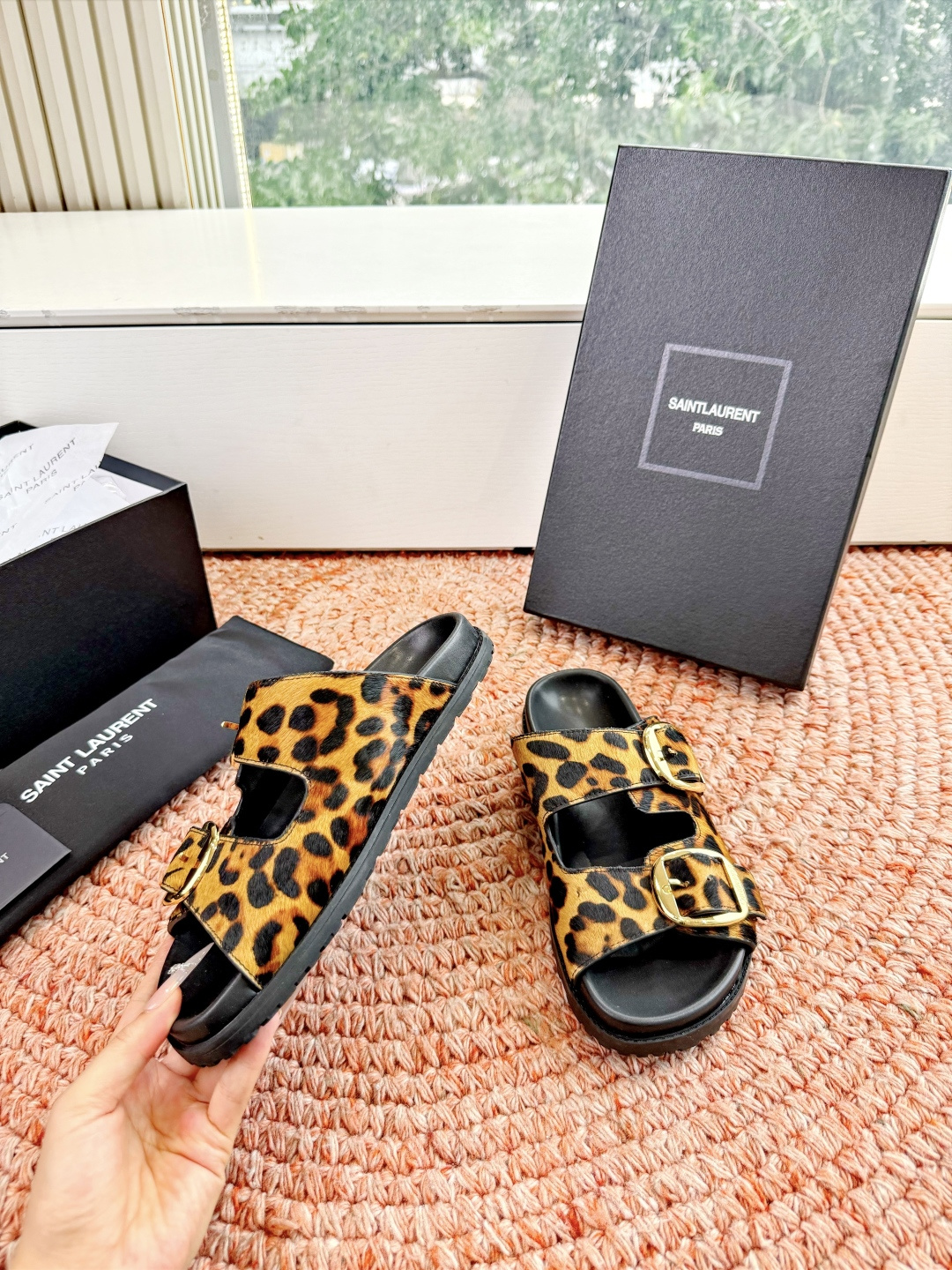 🌾G187Saint Lauren*YSL圣罗兰25ss新品YSL小logo沙滩拖鞋一定要收了它 有一丢