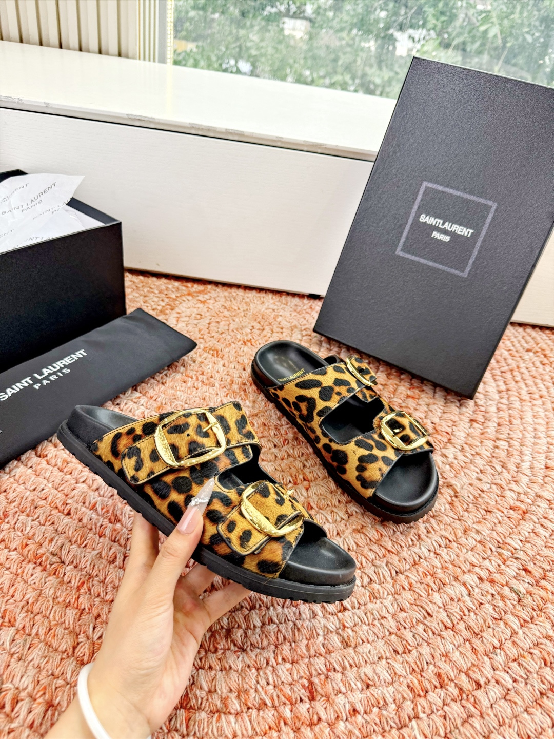 🌾G187Saint Lauren*YSL圣罗兰25ss新品YSL小logo沙滩拖鞋一定要收了它 有一丢