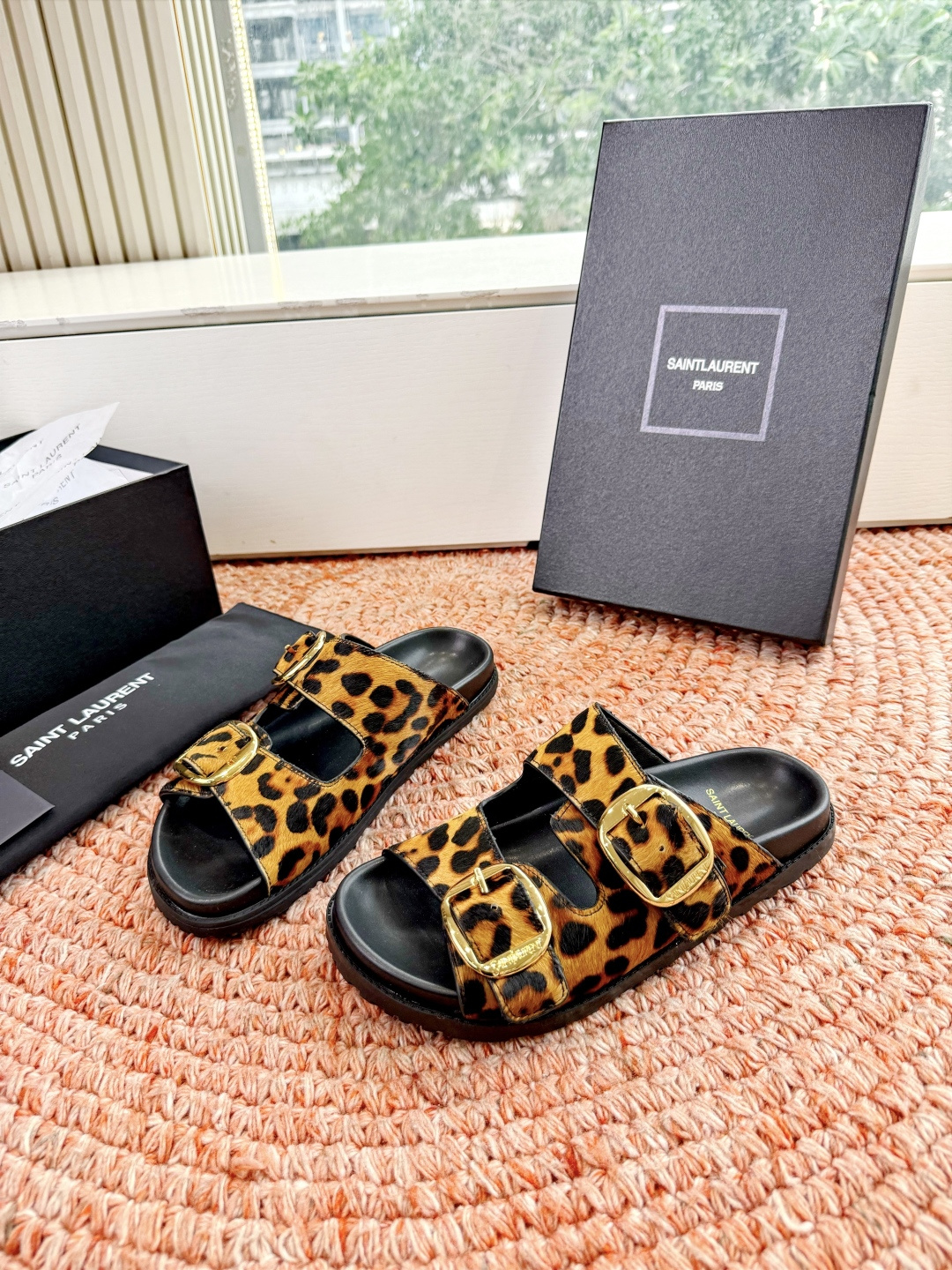 🌾G187Saint Lauren*YSL圣罗兰25ss新品YSL小logo沙滩拖鞋一定要收了它 有一丢