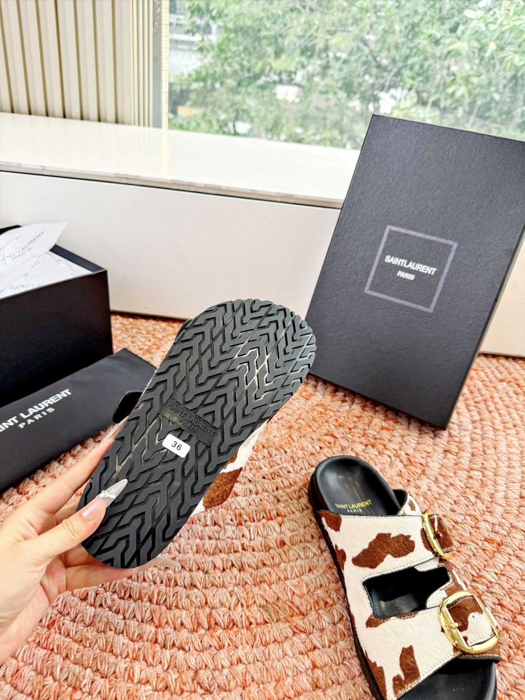 🌾G187Saint Lauren*YSL圣罗兰25ss新品YSL小logo沙滩拖鞋一定要收了它 有一丢