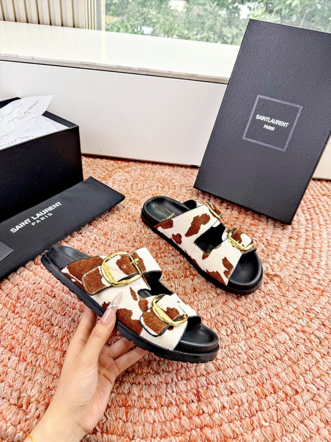 🌾G187Saint Lauren*YSL圣罗兰25ss新品YSL小logo沙滩拖鞋一定要收了它 有一丢