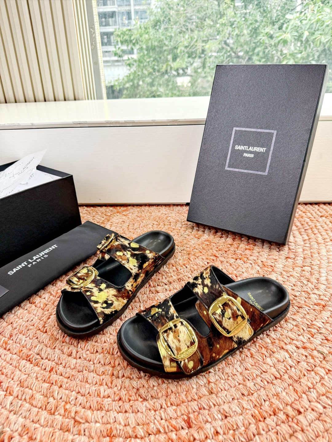 🌾G187Saint Lauren*YSL圣罗兰25ss新品YSL小logo沙滩拖鞋一定要收了它 有一丢