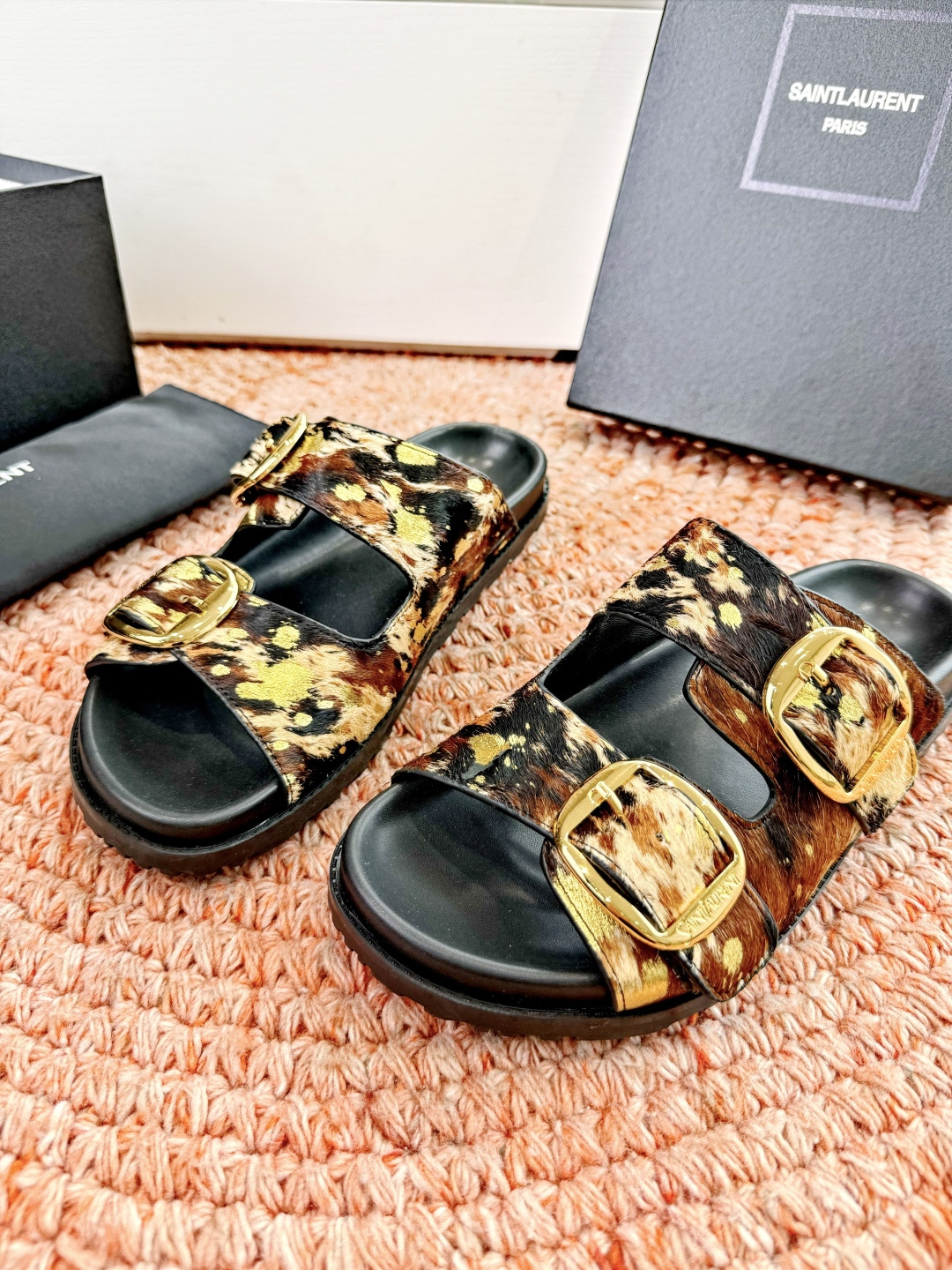 🌾G187Saint Lauren*YSL圣罗兰25ss新品YSL小logo沙滩拖鞋一定要收了它 有一丢