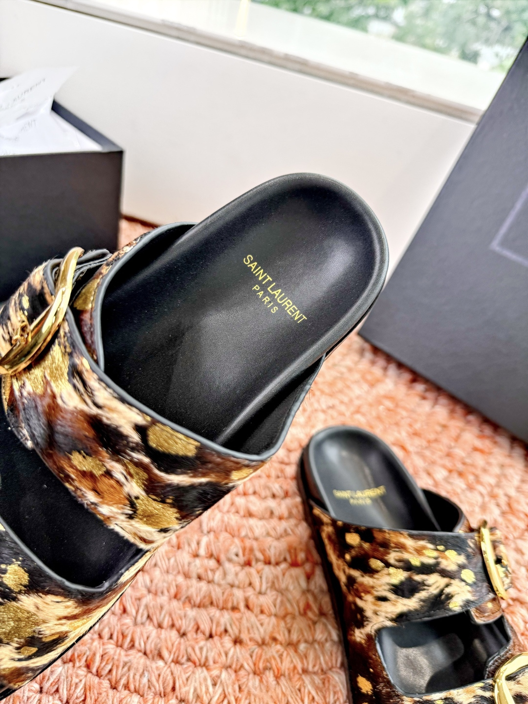 🌾G187Saint Lauren*YSL圣罗兰25ss新品YSL小logo沙滩拖鞋一定要收了它 有一丢