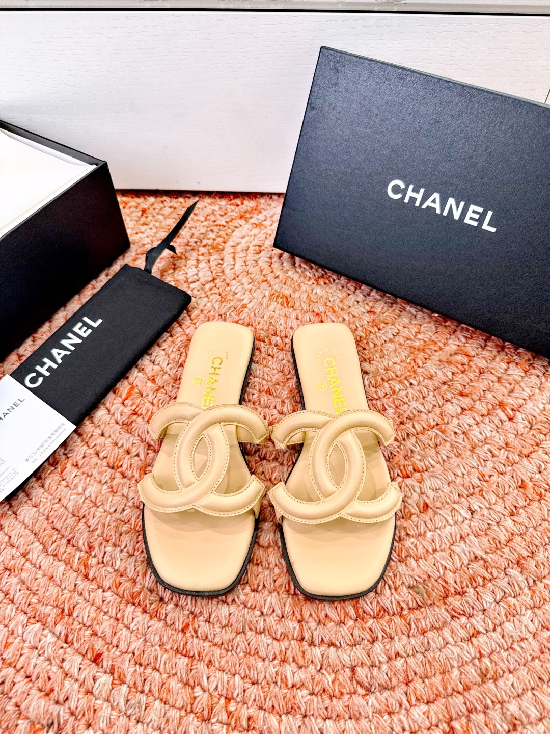 🌾G238😀顶级品质CHANE*｜小香2026走秀款高跟单鞋如果说季节有味道春夏应该是香香甜甜的人儿也跟