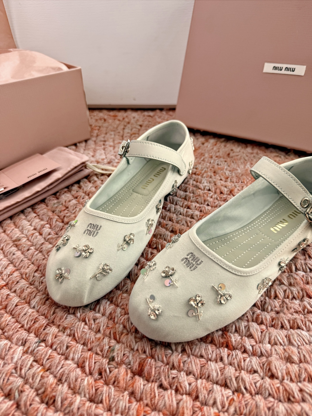 🌾G0286代购级独家上新Miu Miu2026系带玛丽珍乐福鞋Zp开发 手工羊皮平底拖鞋秒杀市面版本M