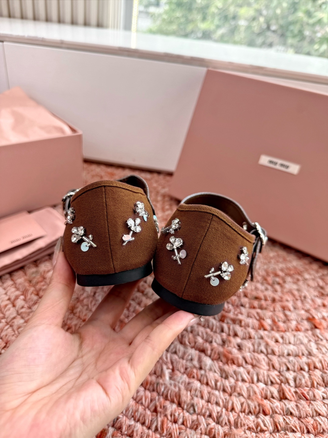 🌾G0286代购级独家上新Miu Miu2026系带玛丽珍乐福鞋Zp开发 手工羊皮平底拖鞋秒杀市面版本M