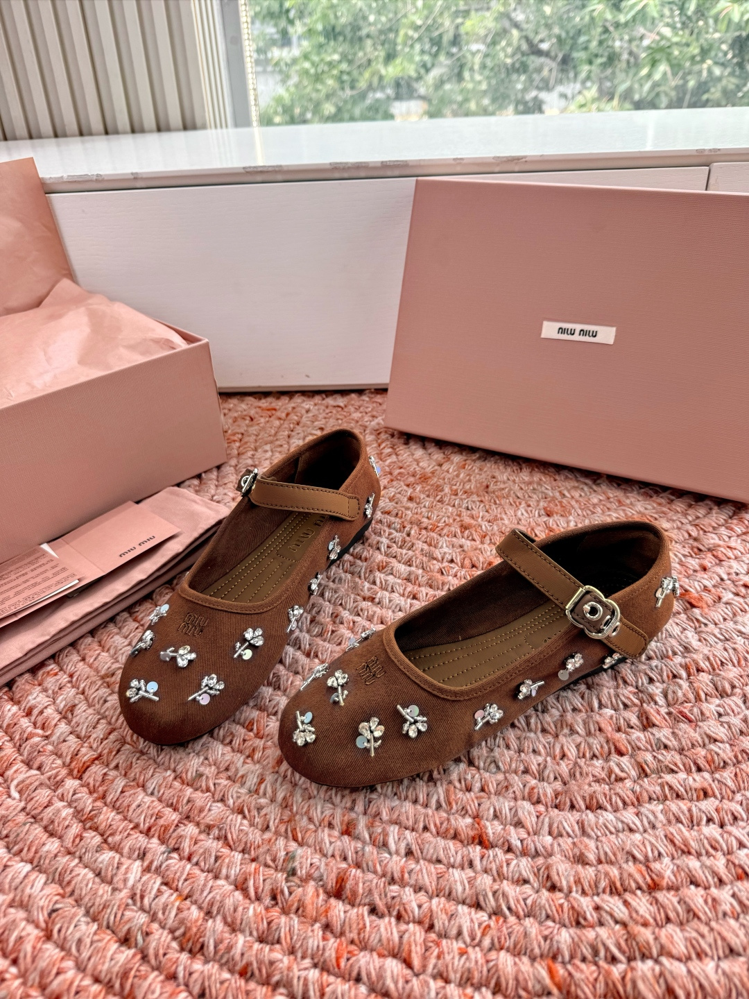 🌾G0286代购级独家上新Miu Miu2026系带玛丽珍乐福鞋Zp开发 手工羊皮平底拖鞋秒杀市面版本M