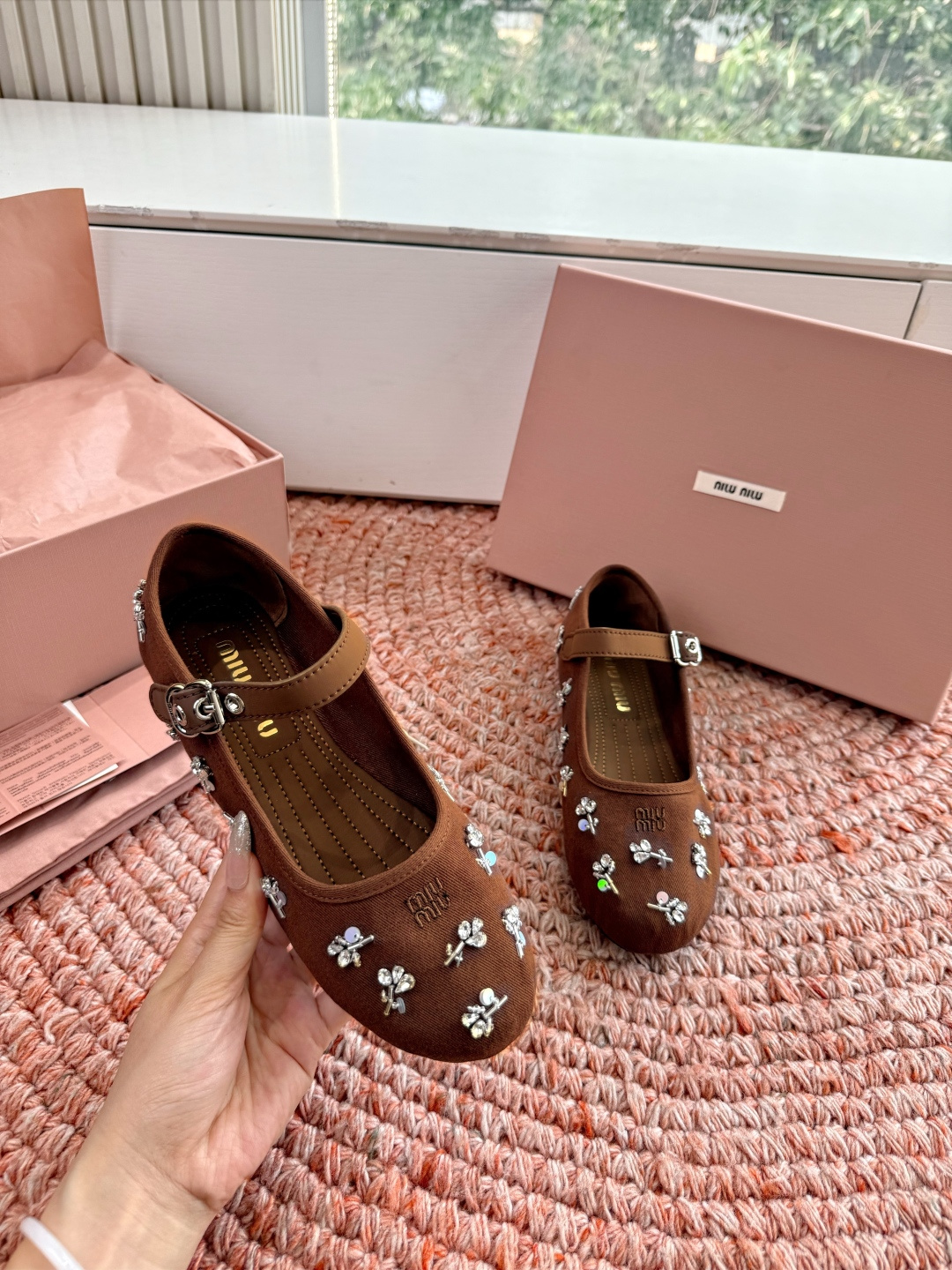 🌾G0286代购级独家上新Miu Miu2026系带玛丽珍乐福鞋Zp开发 手工羊皮平底拖鞋秒杀市面版本M