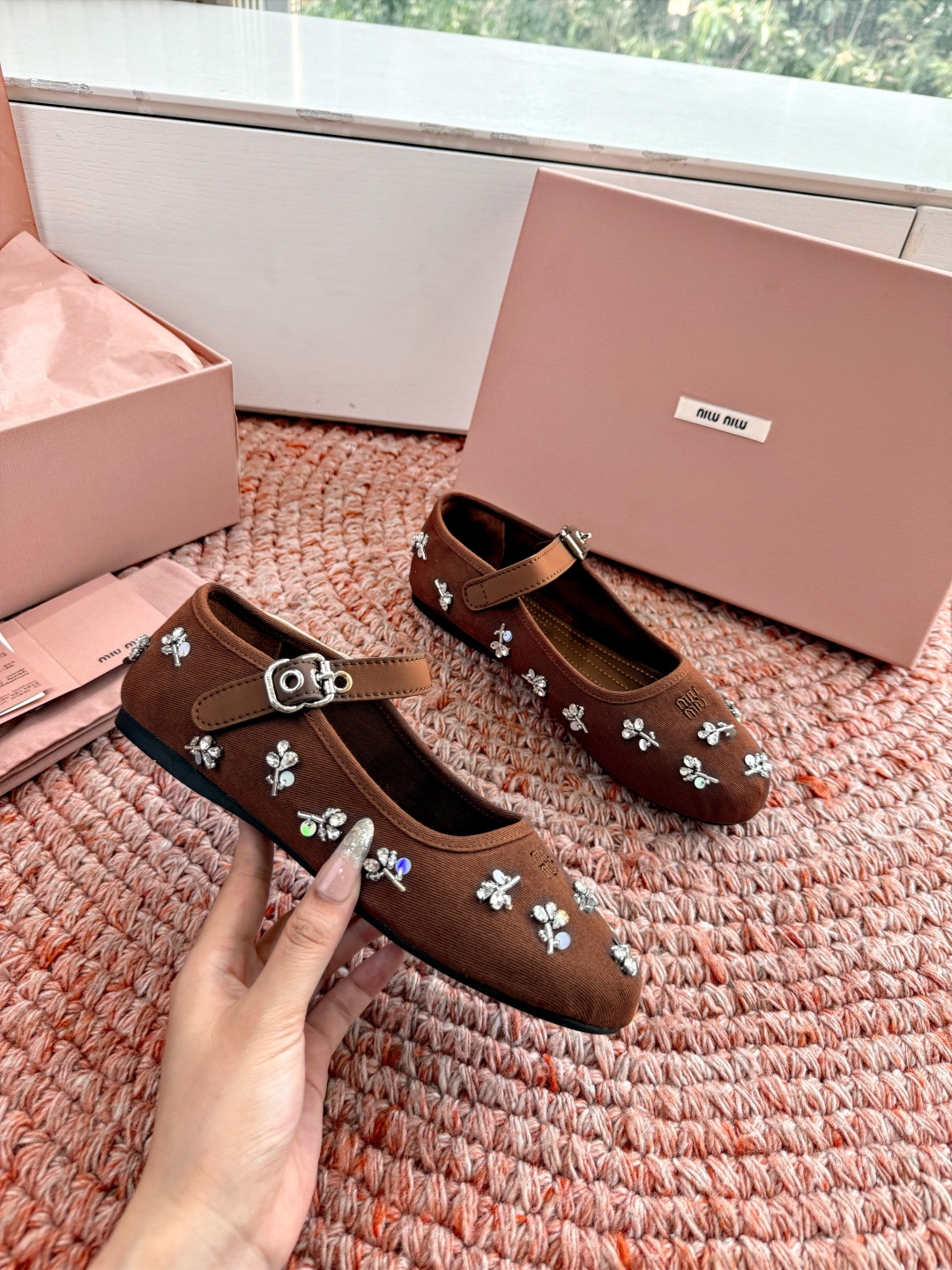 🌾G0286代购级独家上新Miu Miu2026系带玛丽珍乐福鞋Zp开发 手工羊皮平底拖鞋秒杀市面版本M