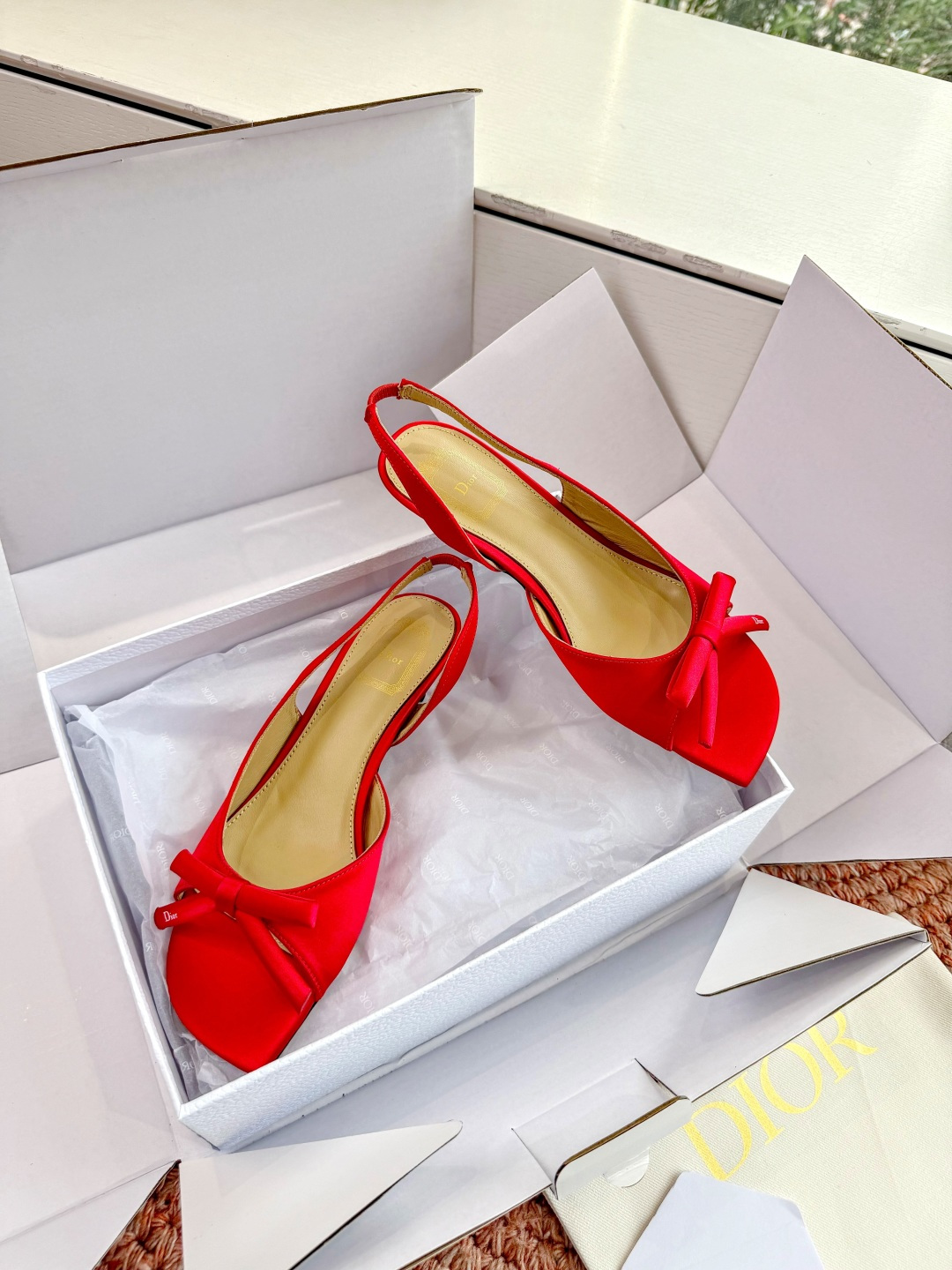 🌾G030顶级品质Dior/迪奥26WF早春新蝴蝶结高跟拖鞋凉鞋标志性金属D字扣缀于鞋头侧畔哑光鎏金质感