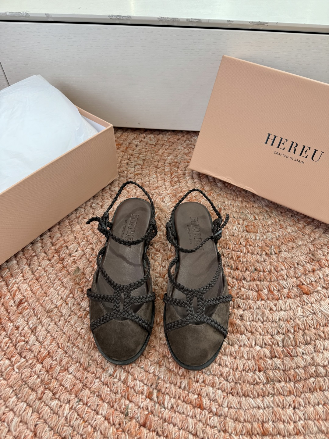 🌾G009所见即所得新款HEREU｜西班牙小众品牌高版本品质褶皱蝴蝶结圆头玛丽珍平底单鞋跳舞鞋面料：进口