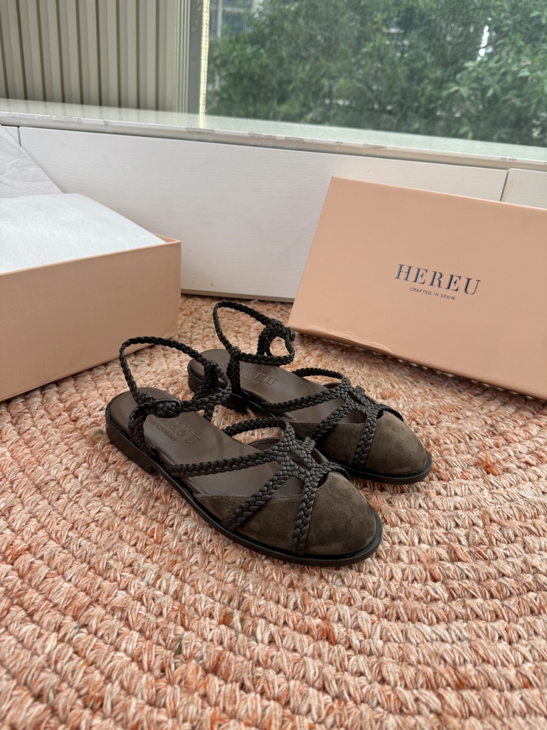 🌾G009所见即所得新款HEREU｜西班牙小众品牌高版本品质褶皱蝴蝶结圆头玛丽珍平底单鞋跳舞鞋面料：进口