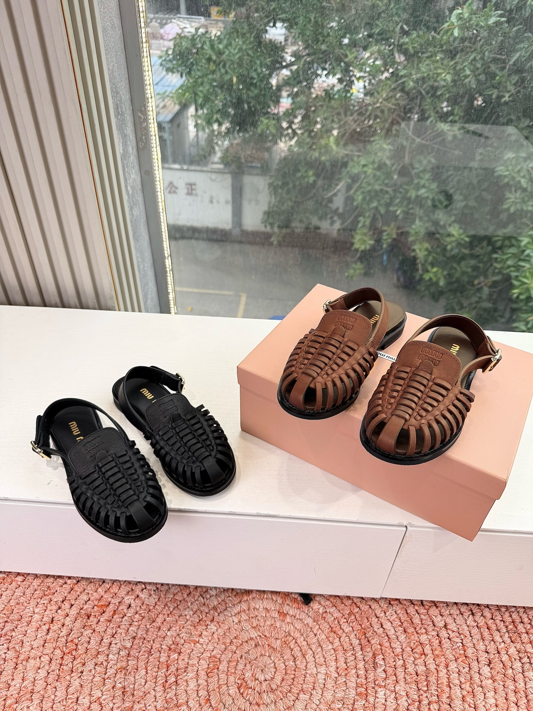 🌾G027代购级独家上新Miu Miu2026牛皮半拖Zp开发 手工羊皮编织麻花菱格平底拖鞋秒杀市面版本