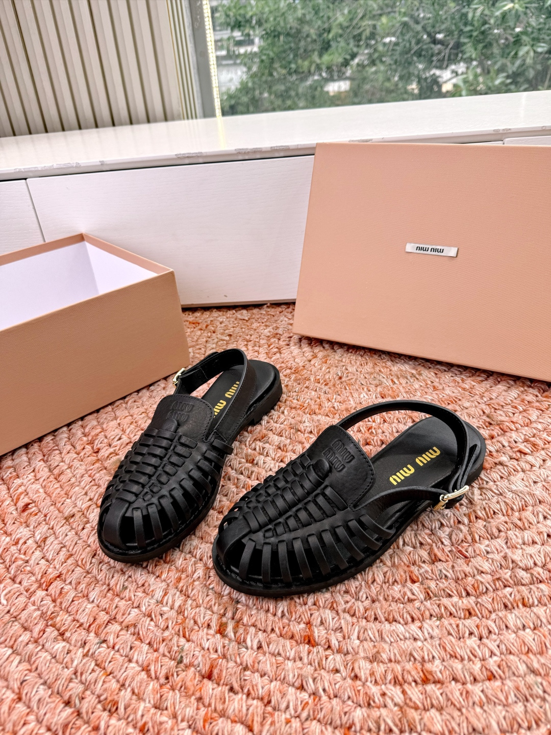 🌾G027代购级独家上新Miu Miu2026牛皮半拖Zp开发 手工羊皮编织麻花菱格平底拖鞋秒杀市面版本