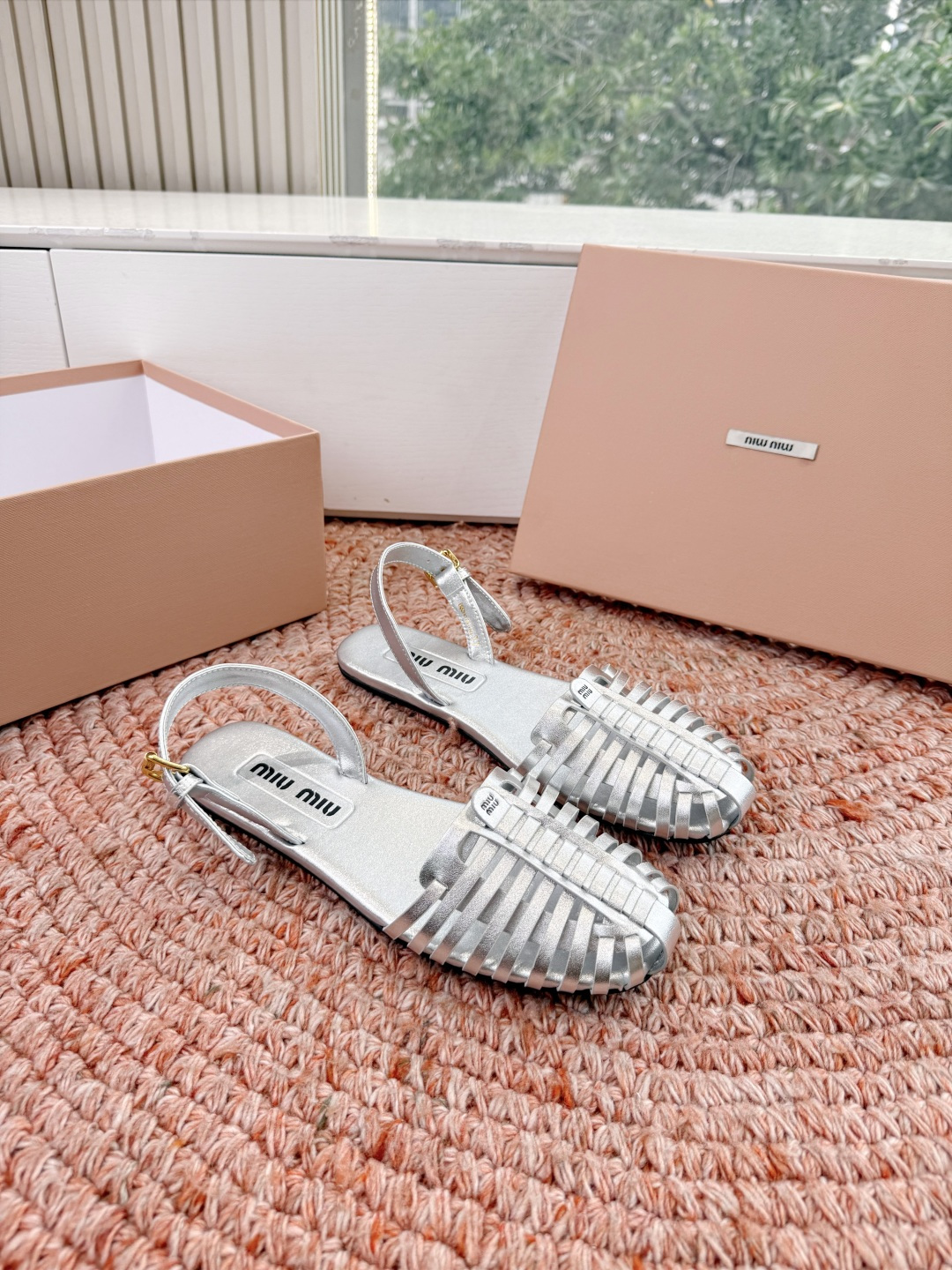 🌾G027代购级独家上新Miu Miu2026牛皮半拖Zp开发 手工羊皮编织麻花菱格平底拖鞋秒杀市面版本