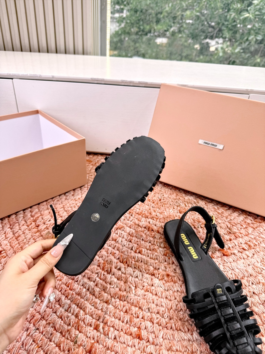 🌾G027代购级独家上新Miu Miu2026牛皮半拖Zp开发 手工羊皮编织麻花菱格平底拖鞋秒杀市面版本