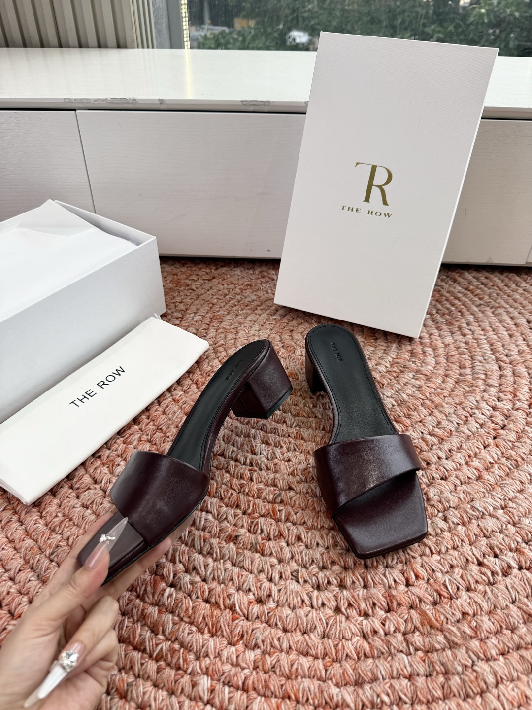 🌾所见即所得G213代购级别the ro*拖鞋凉鞋一定要收了它 有一丢高级又简约的感觉其实除了好看以外它