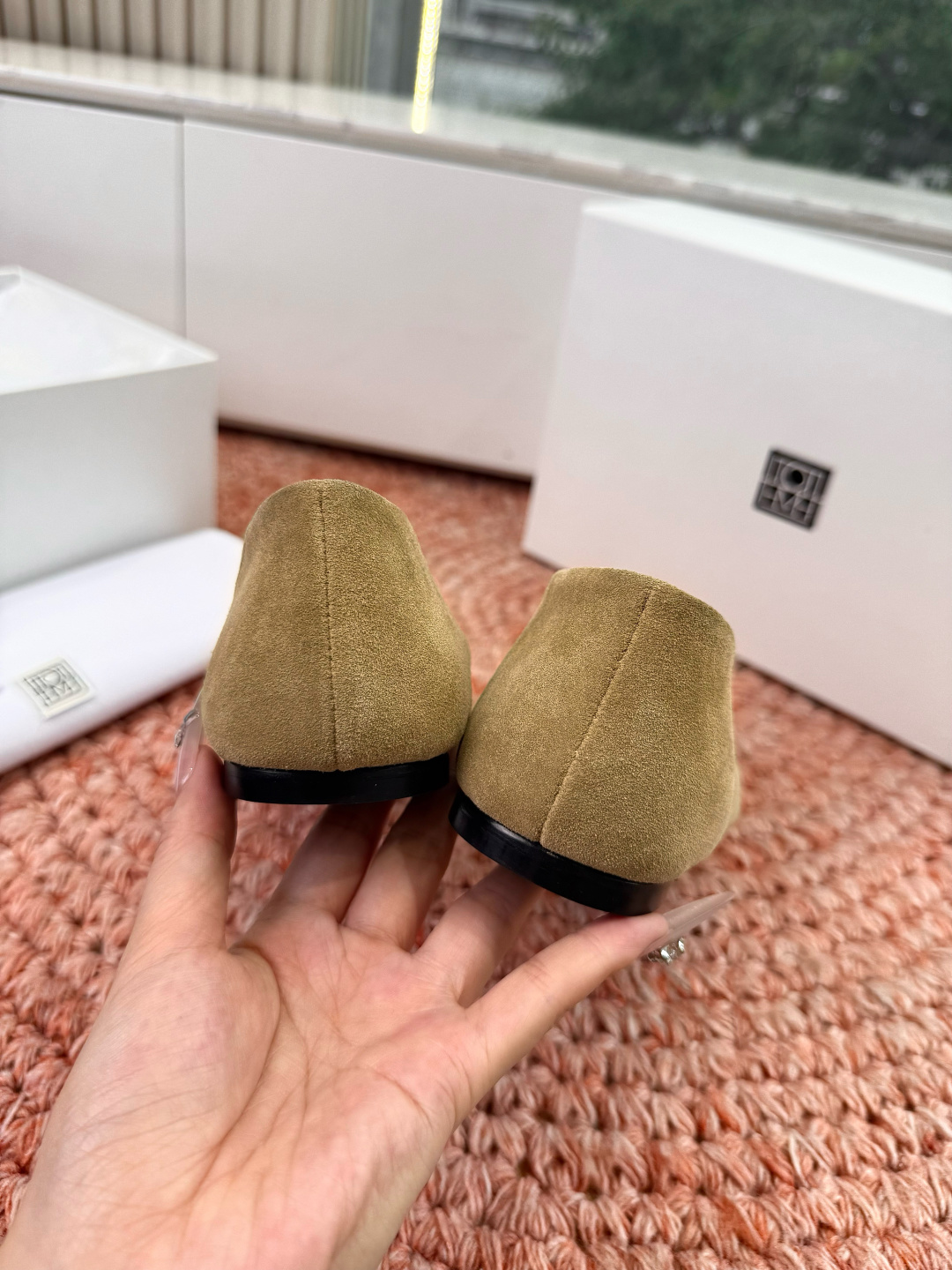 🌾G213TOTEM*26ss早春新款经典后空玛丽珍单鞋一眼沦陷的北欧极简设计，将TOTEME的清冷高级