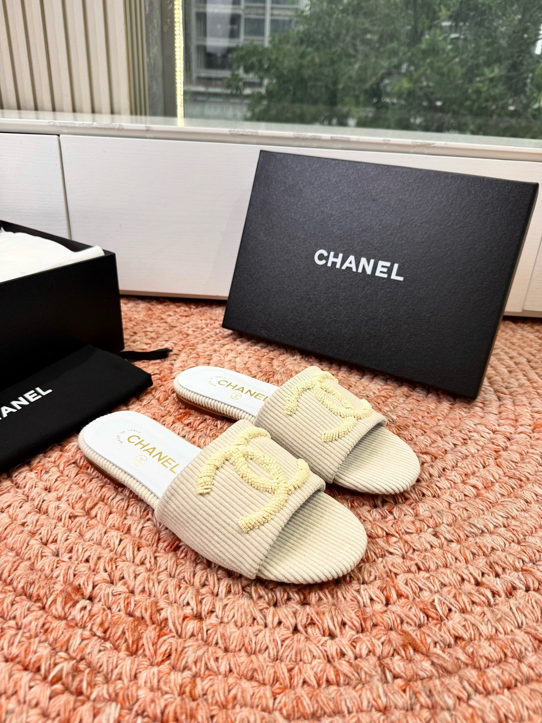 🌾G988😀顶级品质CHANE*｜小香2026走秀款双C拖鞋凉鞋如果说季节有味道春夏应该是香香甜甜的人儿
