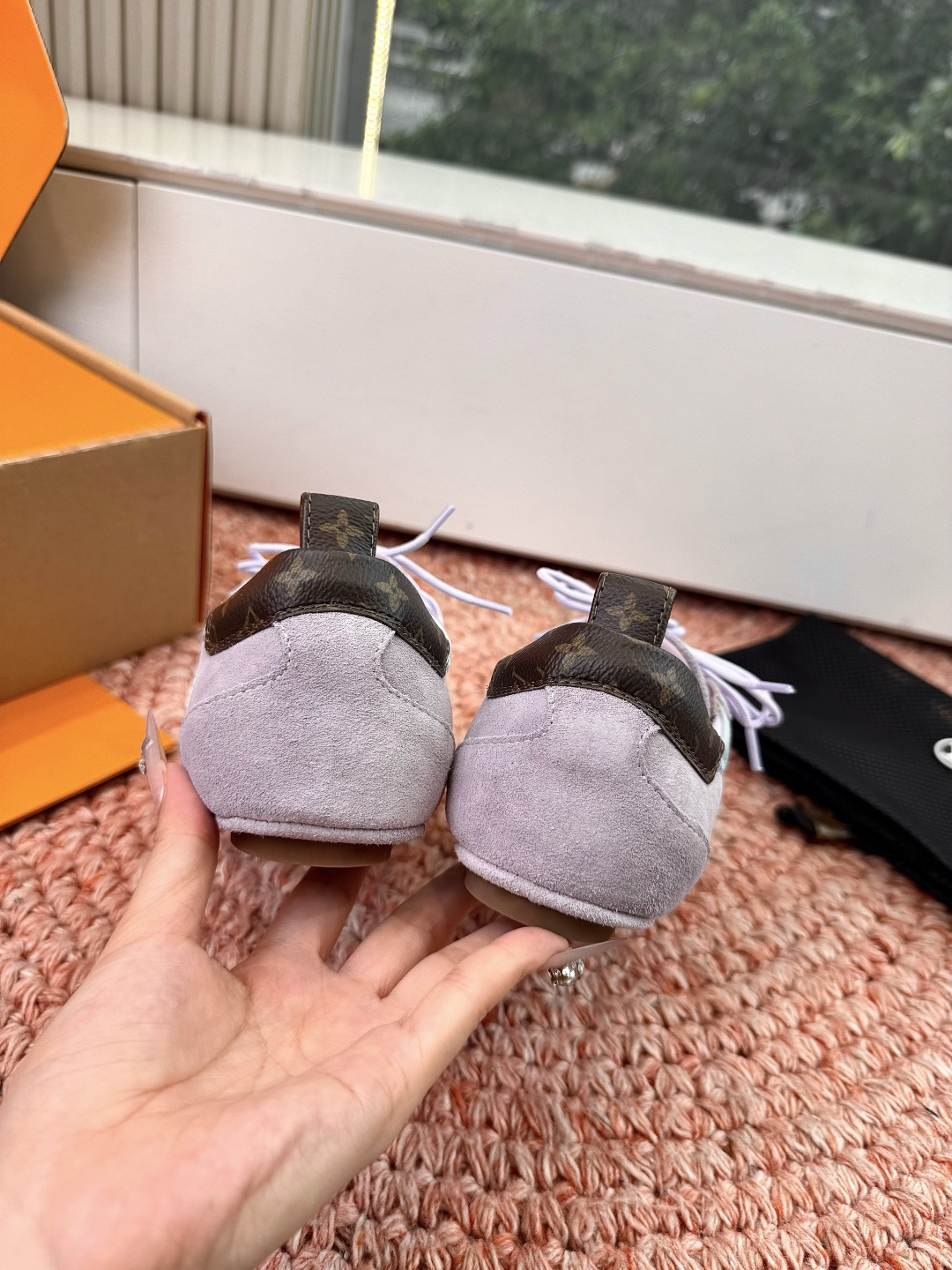 🌾G000所见即所得2026年春夏秀场上推出的 LV Footprint Soccer 芭蕾运动鞋是 P