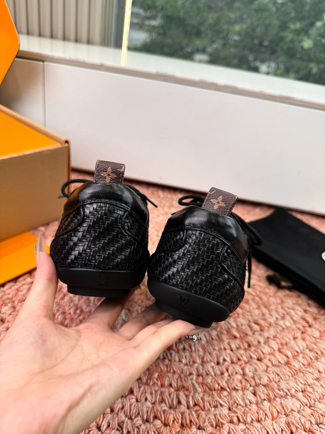 🌾G000所见即所得2026年春夏秀场上推出的 LV Footprint Soccer 芭蕾运动鞋是 P