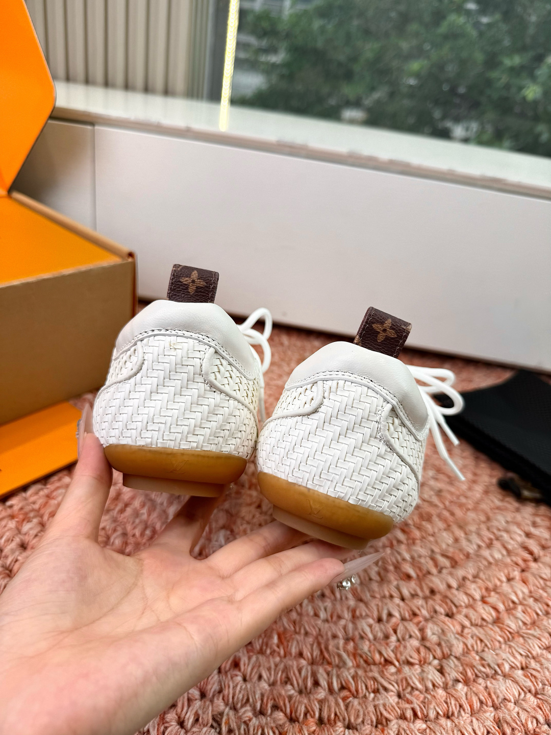 🌾G000所见即所得2026年春夏秀场上推出的 LV Footprint Soccer 芭蕾运动鞋是 P