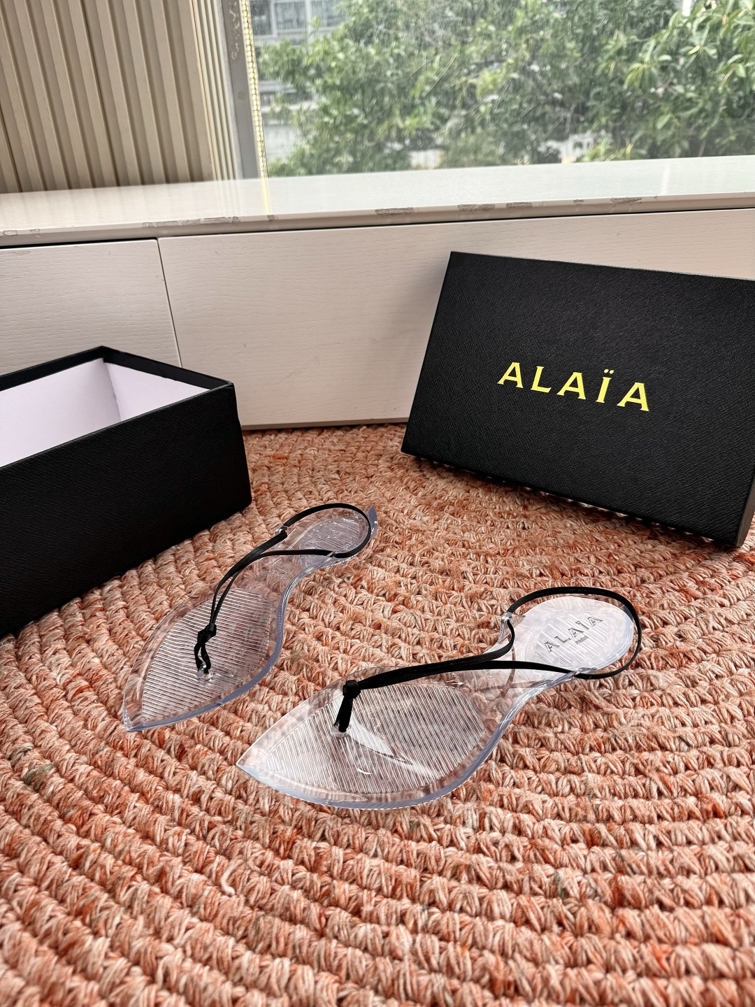 🌾所见即所得G177代购级别原版购入法国一线奢侈品牌ALAIA 阿莱亚2026SS法式仙女夹脚沙滩凉鞋拖