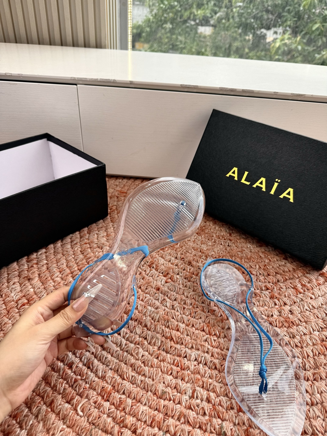 🌾所见即所得G177代购级别原版购入法国一线奢侈品牌ALAIA 阿莱亚2026SS法式仙女夹脚沙滩凉鞋拖