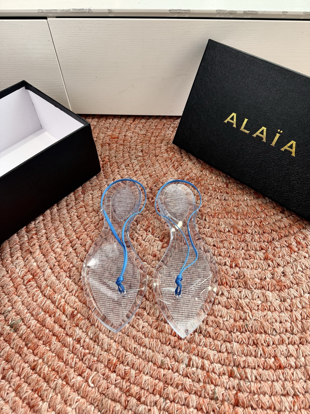 🌾所见即所得G177代购级别原版购入法国一线奢侈品牌ALAIA 阿莱亚2026SS法式仙女夹脚沙滩凉鞋拖