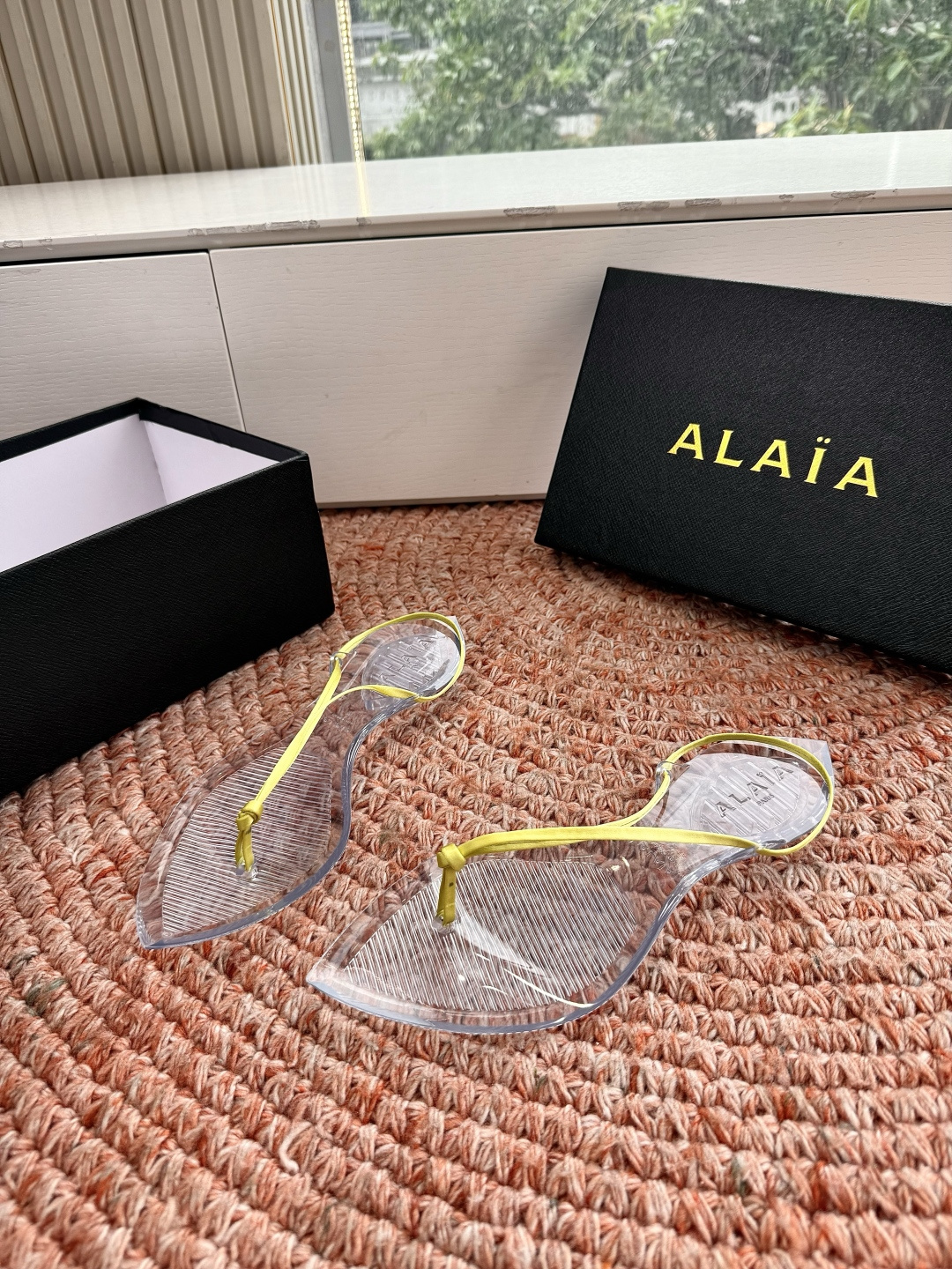 🌾所见即所得G177代购级别原版购入法国一线奢侈品牌ALAIA 阿莱亚2026SS法式仙女夹脚沙滩凉鞋拖