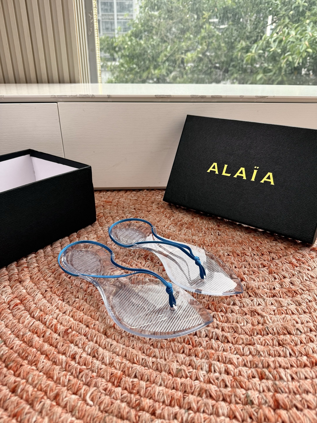 🌾所见即所得G177代购级别原版购入法国一线奢侈品牌ALAIA 阿莱亚2026SS法式仙女夹脚沙滩凉鞋拖