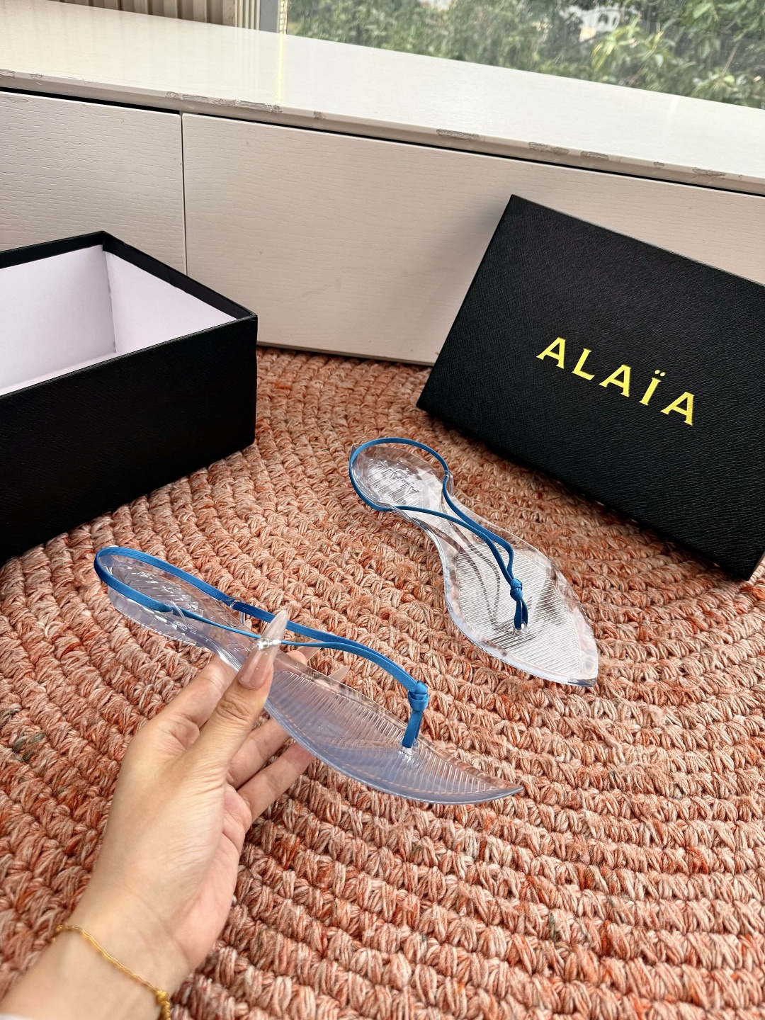 🌾所见即所得G177代购级别原版购入法国一线奢侈品牌ALAIA 阿莱亚2026SS法式仙女夹脚沙滩凉鞋拖