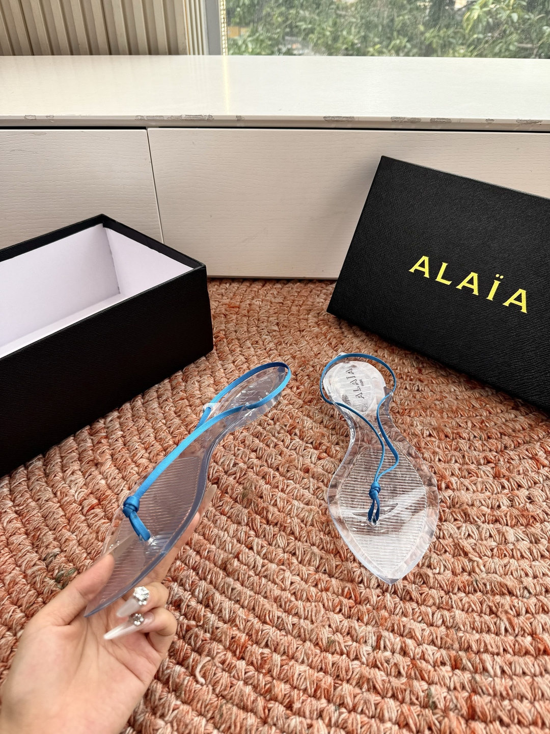 🌾所见即所得G177代购级别原版购入法国一线奢侈品牌ALAIA 阿莱亚2026SS法式仙女夹脚沙滩凉鞋拖
