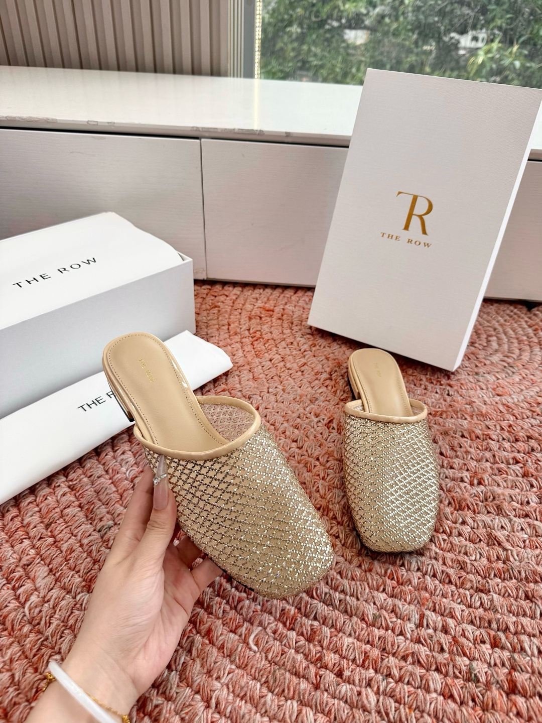🌾G679所见即所得The row2026新款拖鞋凉鞋会看到会做到这么精细、而且对脚的包容性特别强，把脚