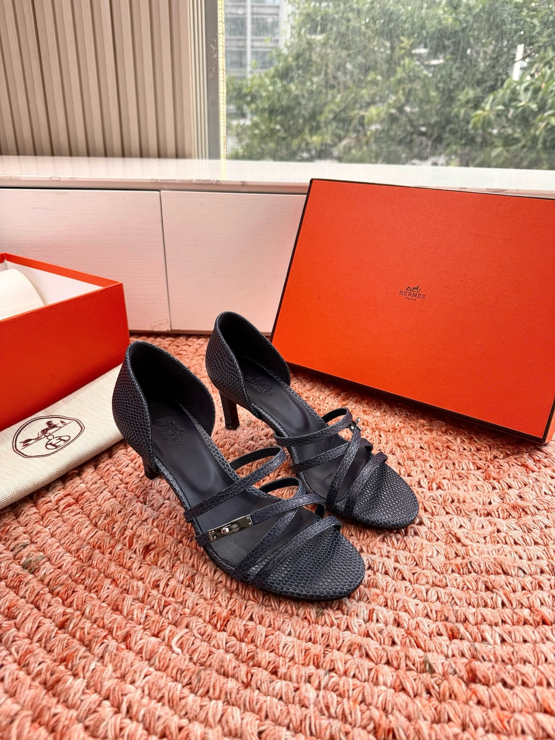 🌾G393Hermès/爱马仕2026WF新品Kelly扣细带高跟凉鞋Kelly包的传奇基因邂逅夏日步履