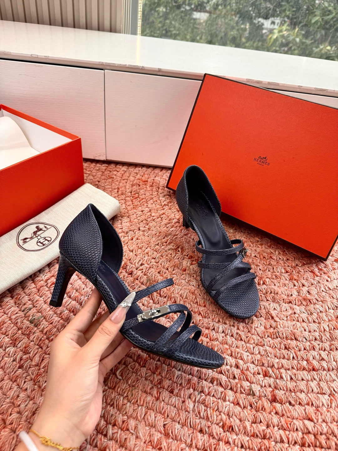🌾G393Hermès/爱马仕2026WF新品Kelly扣细带高跟凉鞋Kelly包的传奇基因邂逅夏日步履