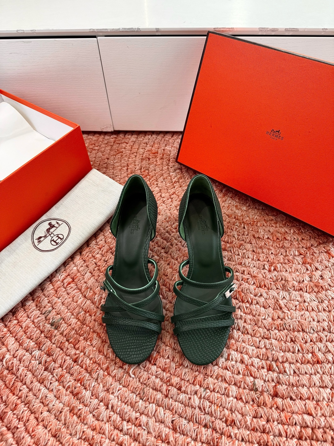🌾G393Hermès/爱马仕2026WF新品Kelly扣细带高跟凉鞋Kelly包的传奇基因邂逅夏日步履