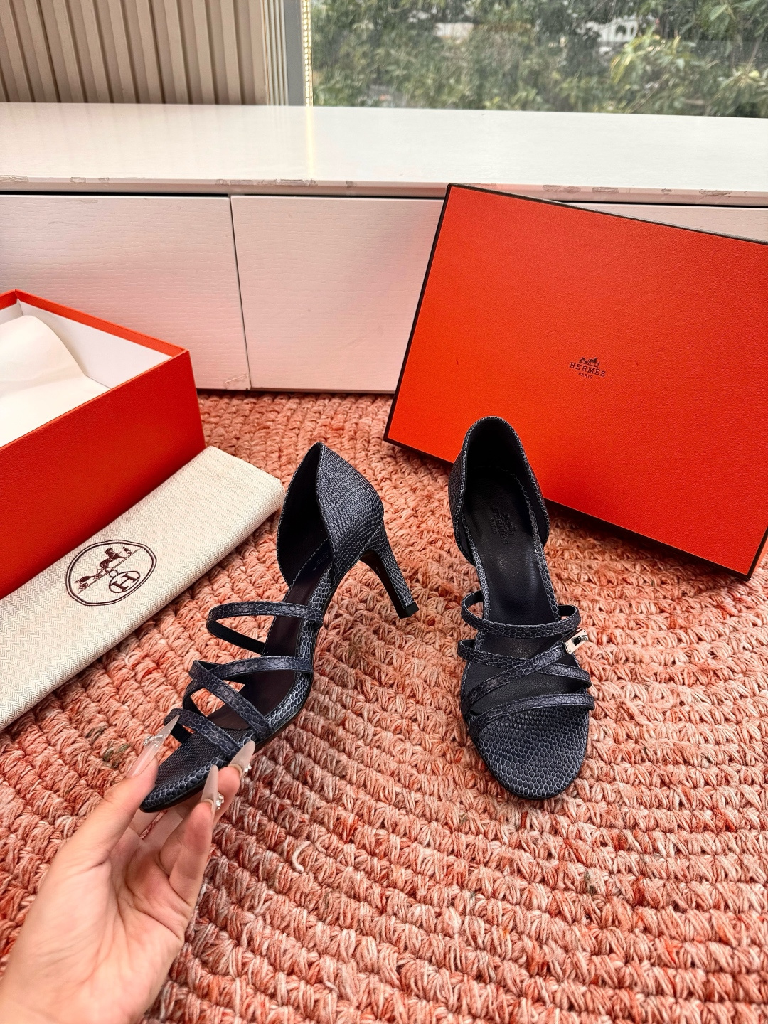 🌾G393Hermès/爱马仕2026WF新品Kelly扣细带高跟凉鞋Kelly包的传奇基因邂逅夏日步履