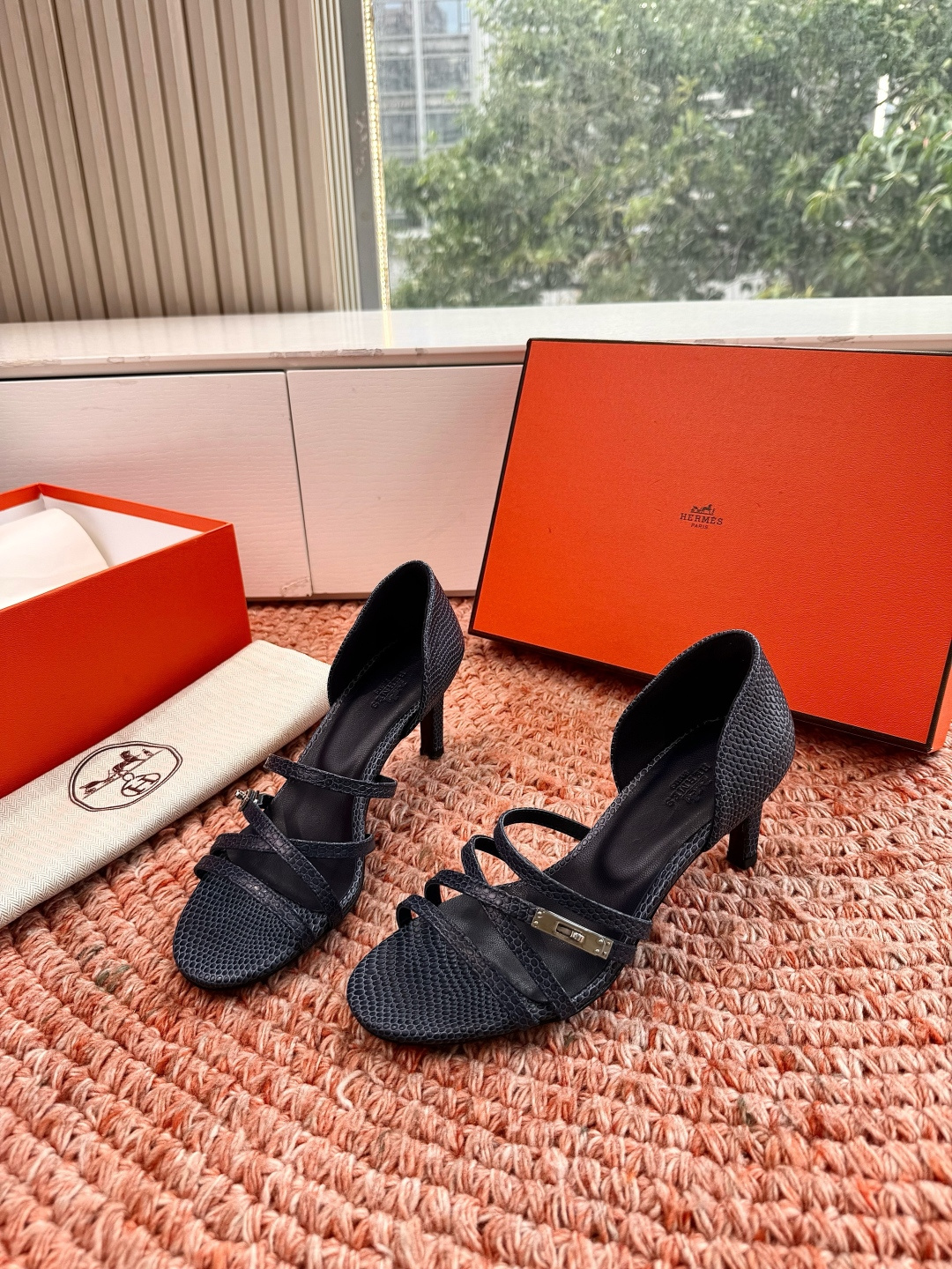 🌾G393Hermès/爱马仕2026WF新品Kelly扣细带高跟凉鞋Kelly包的传奇基因邂逅夏日步履