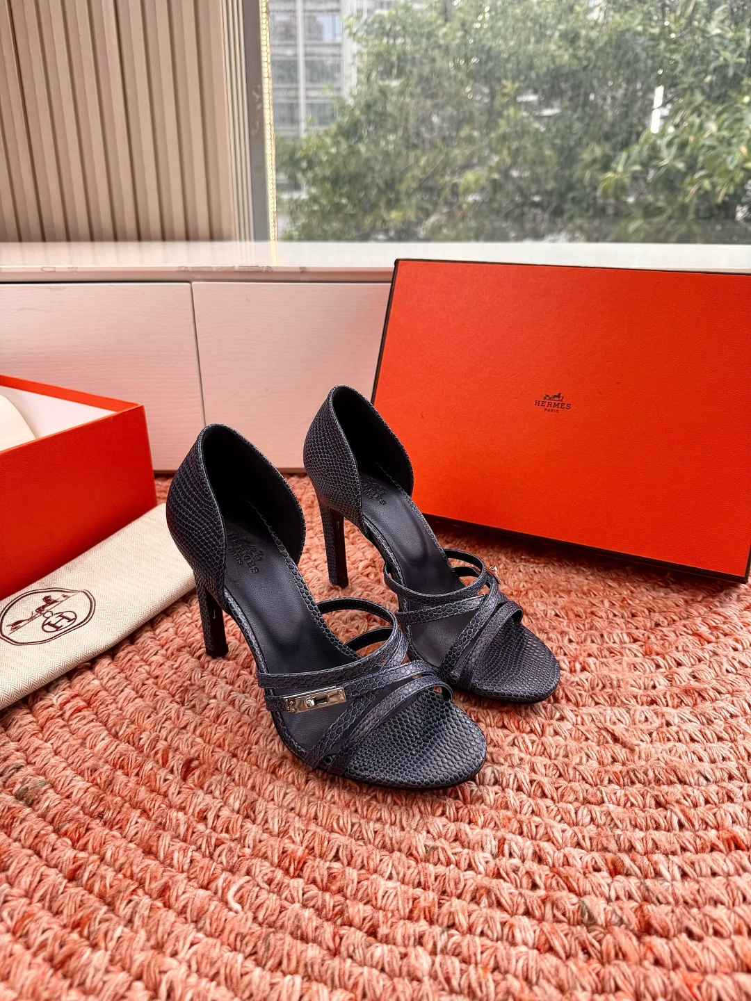 🌾G393Hermès/爱马仕2026WF新品Kelly扣细带高跟凉鞋Kelly包的传奇基因邂逅夏日步履