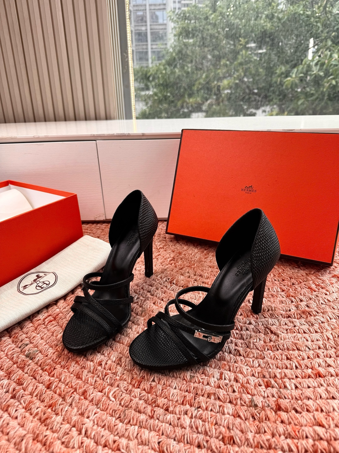 🌾G393Hermès/爱马仕2026WF新品Kelly扣细带高跟凉鞋Kelly包的传奇基因邂逅夏日步履