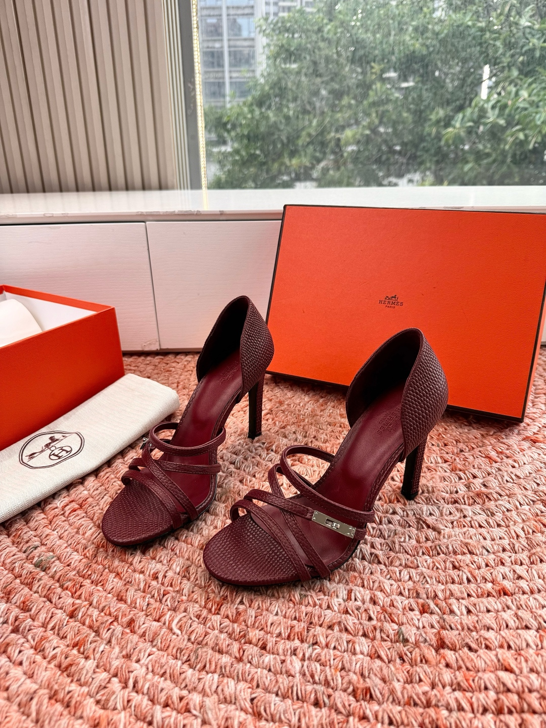 🌾G393Hermès/爱马仕2026WF新品Kelly扣细带高跟凉鞋Kelly包的传奇基因邂逅夏日步履