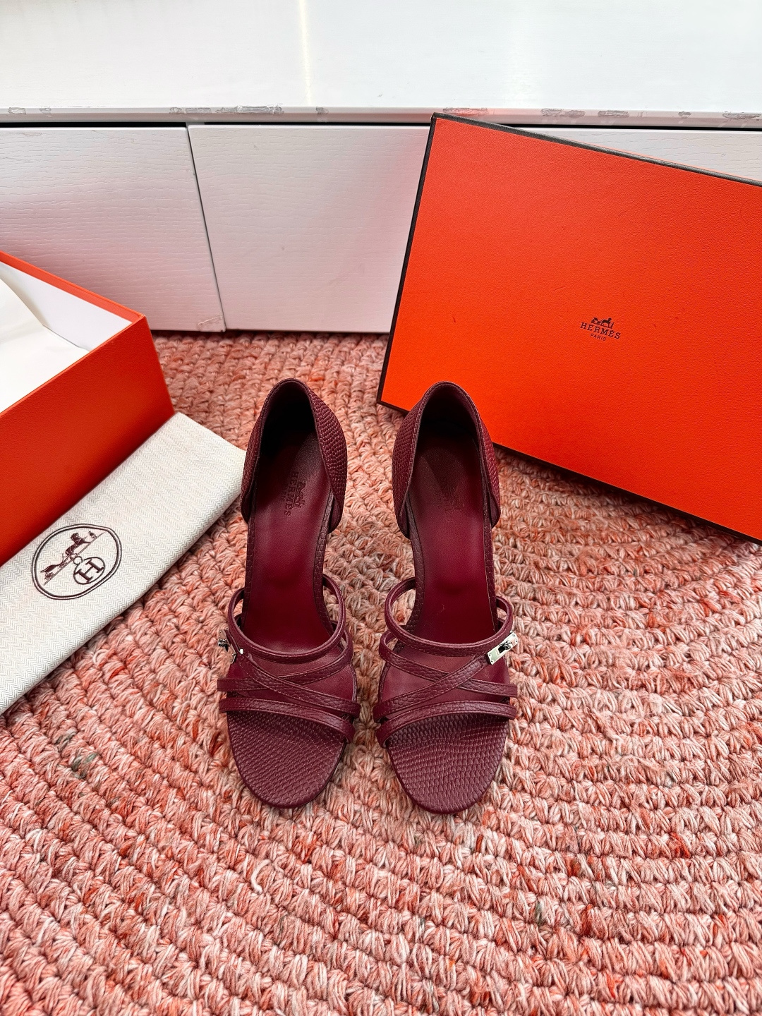 🌾G393Hermès/爱马仕2026WF新品Kelly扣细带高跟凉鞋Kelly包的传奇基因邂逅夏日步履