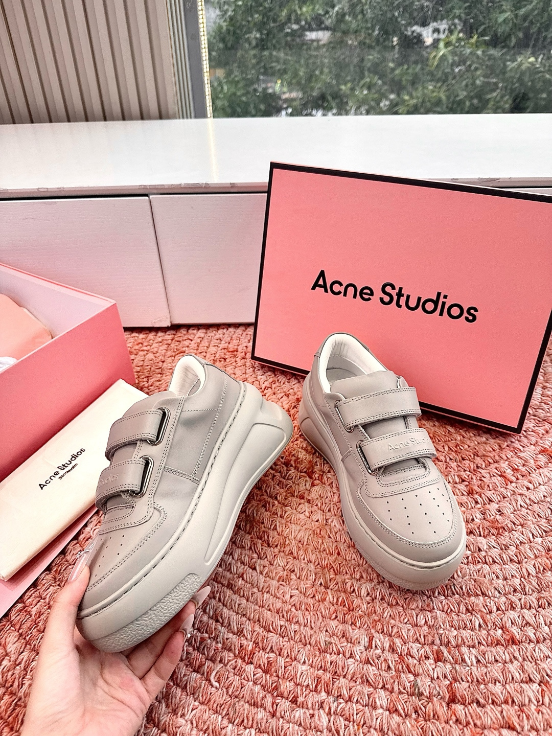 🌾G035代购级别现货供应高版Acne Studios经典魔术贴平底笑脸真皮休闲板鞋运动女鞋小白鞋面料：