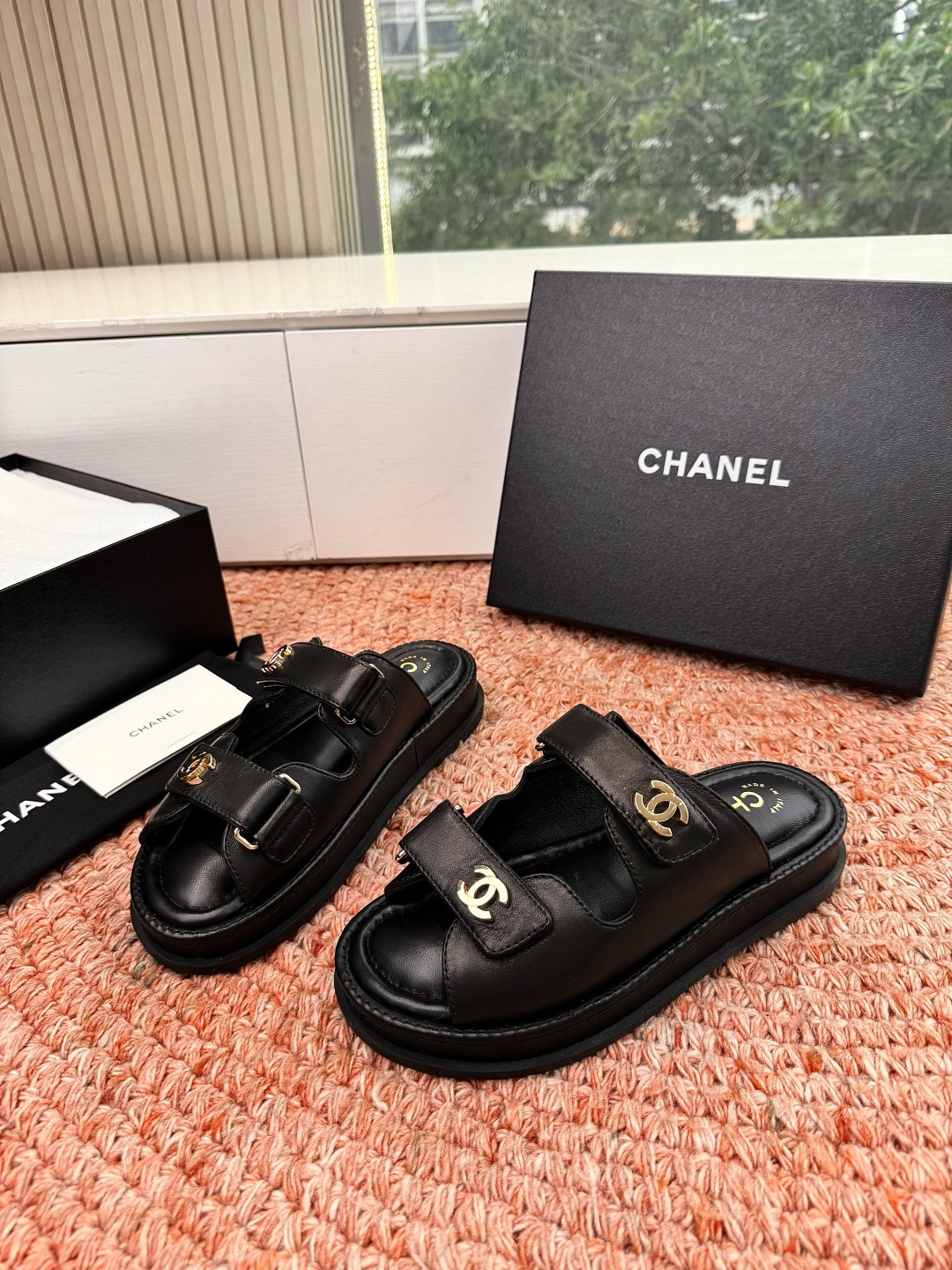 🌾G273顶级Chanel 2026ss小香沙滩凉鞋 顶级专柜品质 每年必入的经典款之一！最新出双C金属